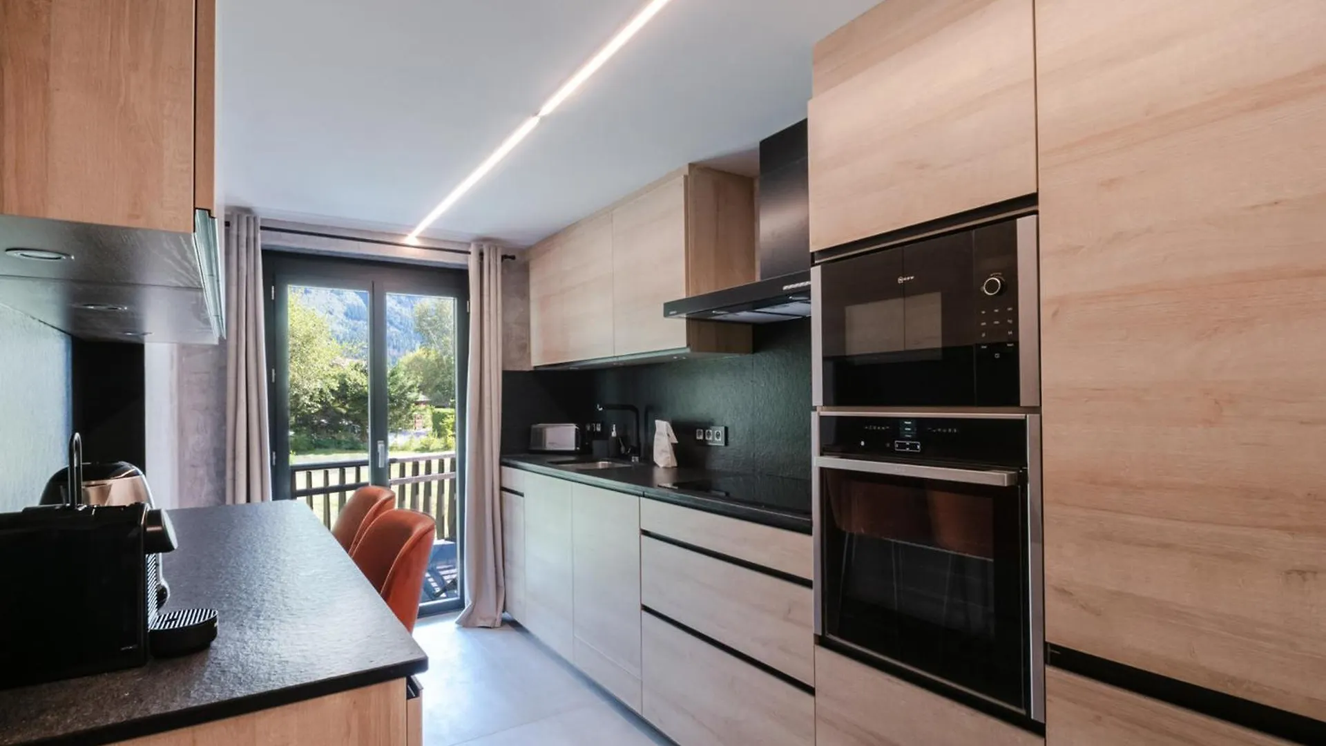 Apartman Demi-Chalet Cosy Avec Terrasses, Wifi Et Parking A Chamonix - Fr-1-343-228